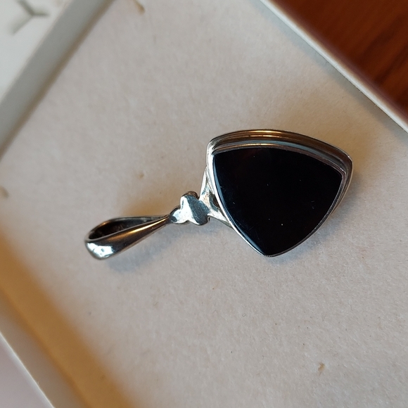 SS Albalone Pendant. - Picture 8 of 11